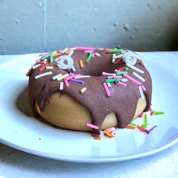 ⚠️SALE Candle // Handmade Chocolate Donut Shaped Soy Wax Candle SEND OFFERS🥳 - Picture 3 of 4